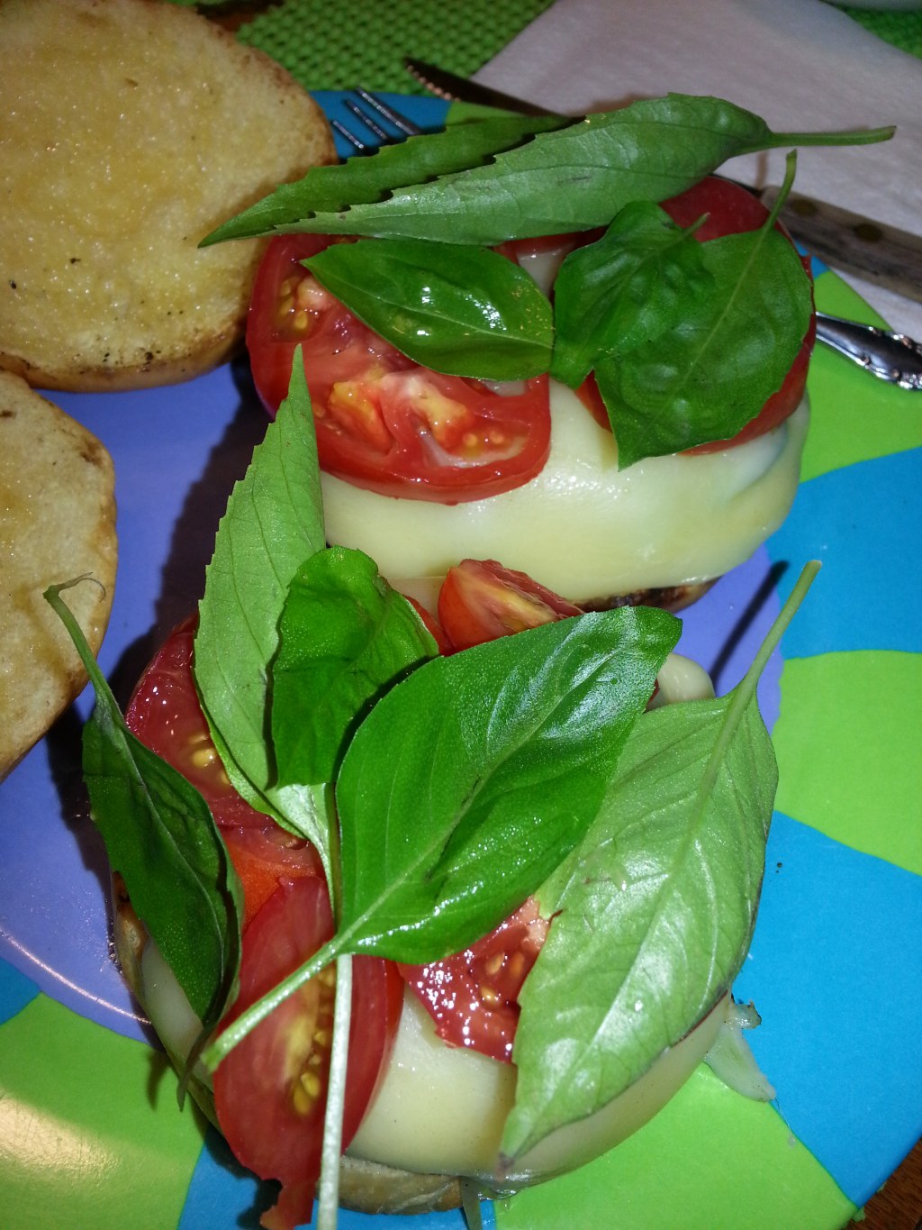 Mouthwateringly Good Grilled Cheeseburgers with Homegrown Tomatoes & Basil&nbsp;Recipe