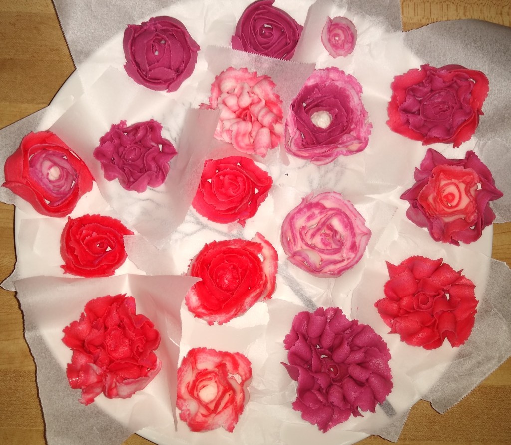 buttercream flowers image